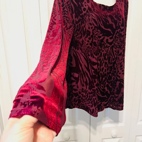 Simply Vera Vera Wang Women's Long Sleeve Burnout Velvet Lined Blouse-Large - Picture 3 of 13